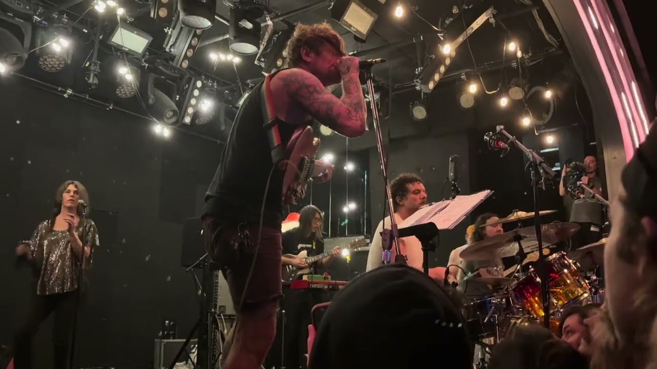 Osees - Crushed Grass (Live)