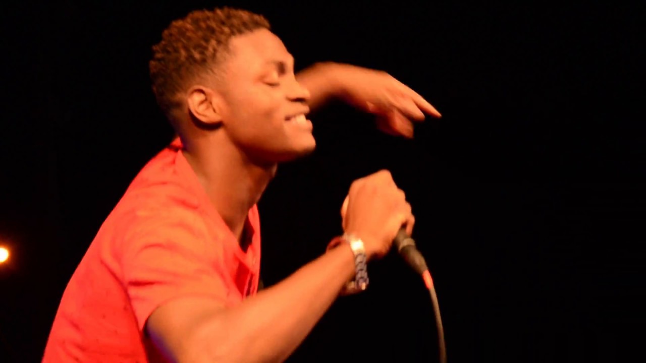 Elvis Rozay-Ninguen Ka Pode feat Wifi Moreno(Video Official) Fidjus de Africa