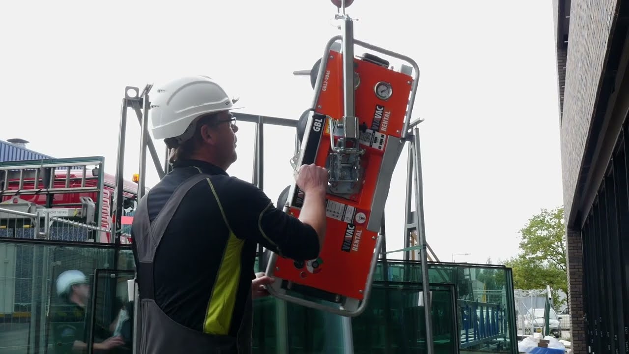 Viavac GBL Vakumlu Kaldırma Makinesi ile Cam Montajı