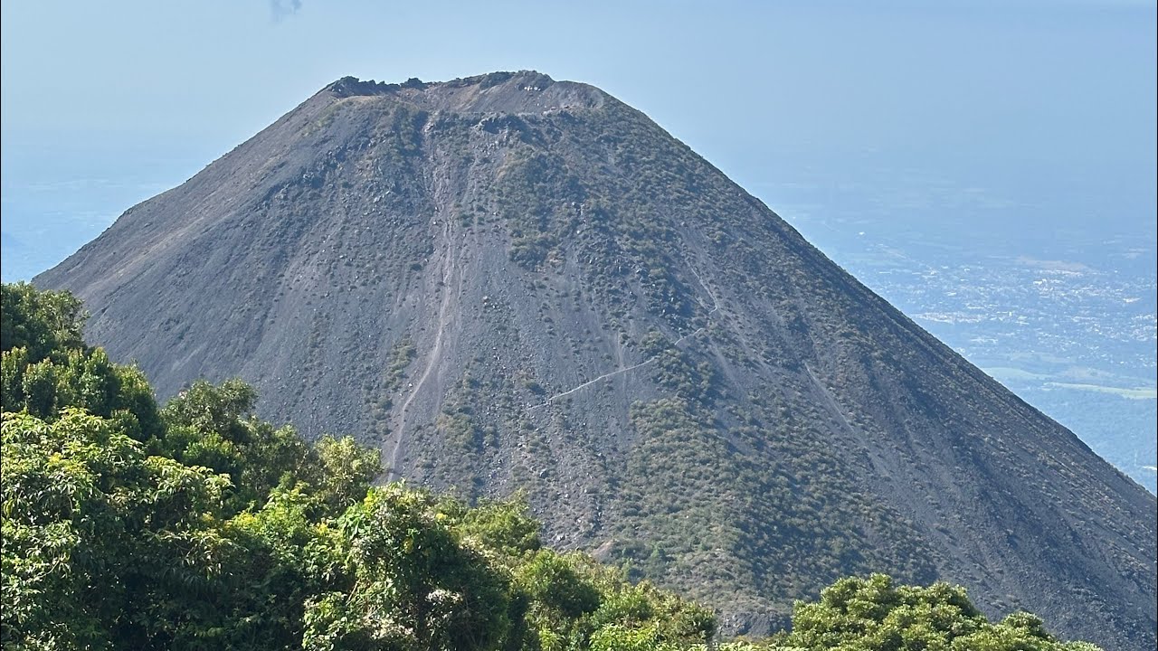 Volcan de Izalco El Salvador 2025