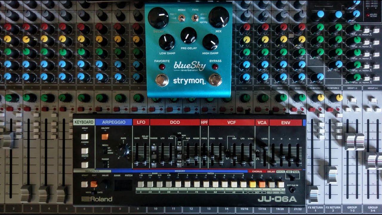 Roland JU-06A + Strymon BlueSky.