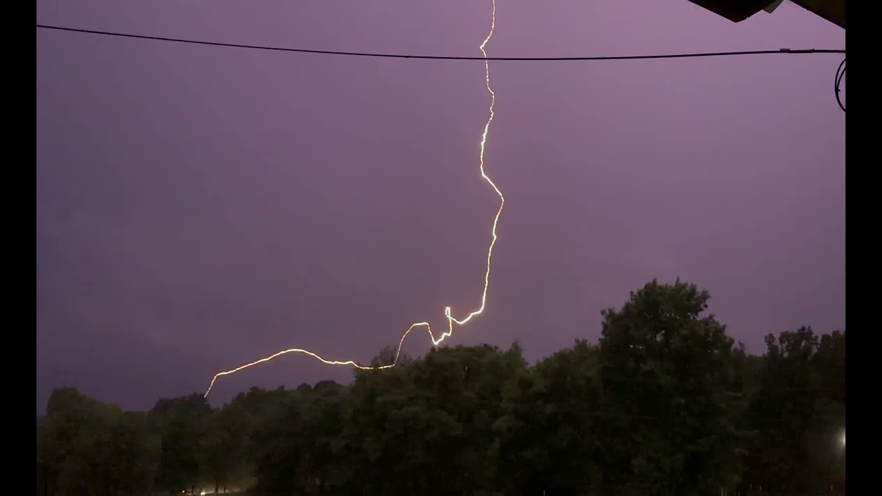 April 29th, 2025 | Strong Thunderstorm with Spectacular Lightning