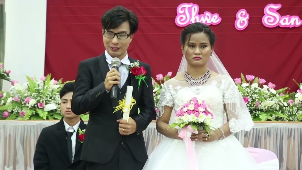 မင်္ဂလာဆောင်အမှတ်တရ။ j