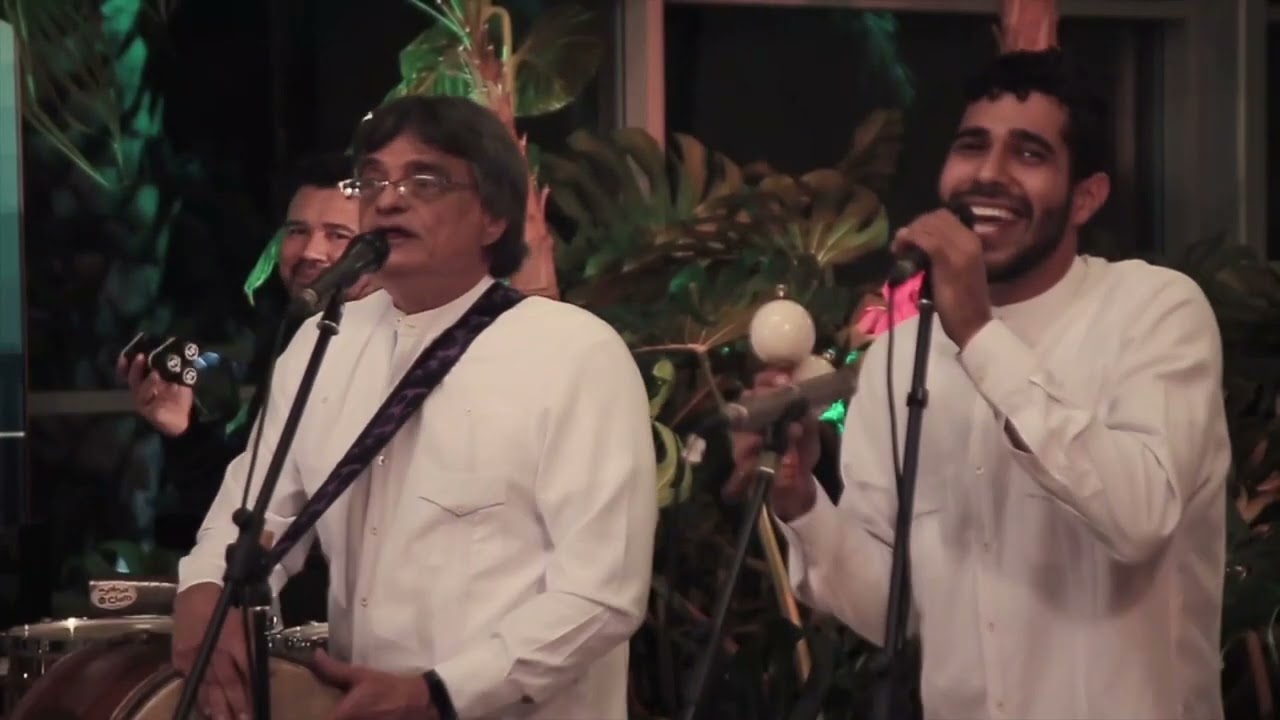 Carota, &Ntilde;ema y Taj&aacute; - Los Dos Gavilanes (En Vivo)