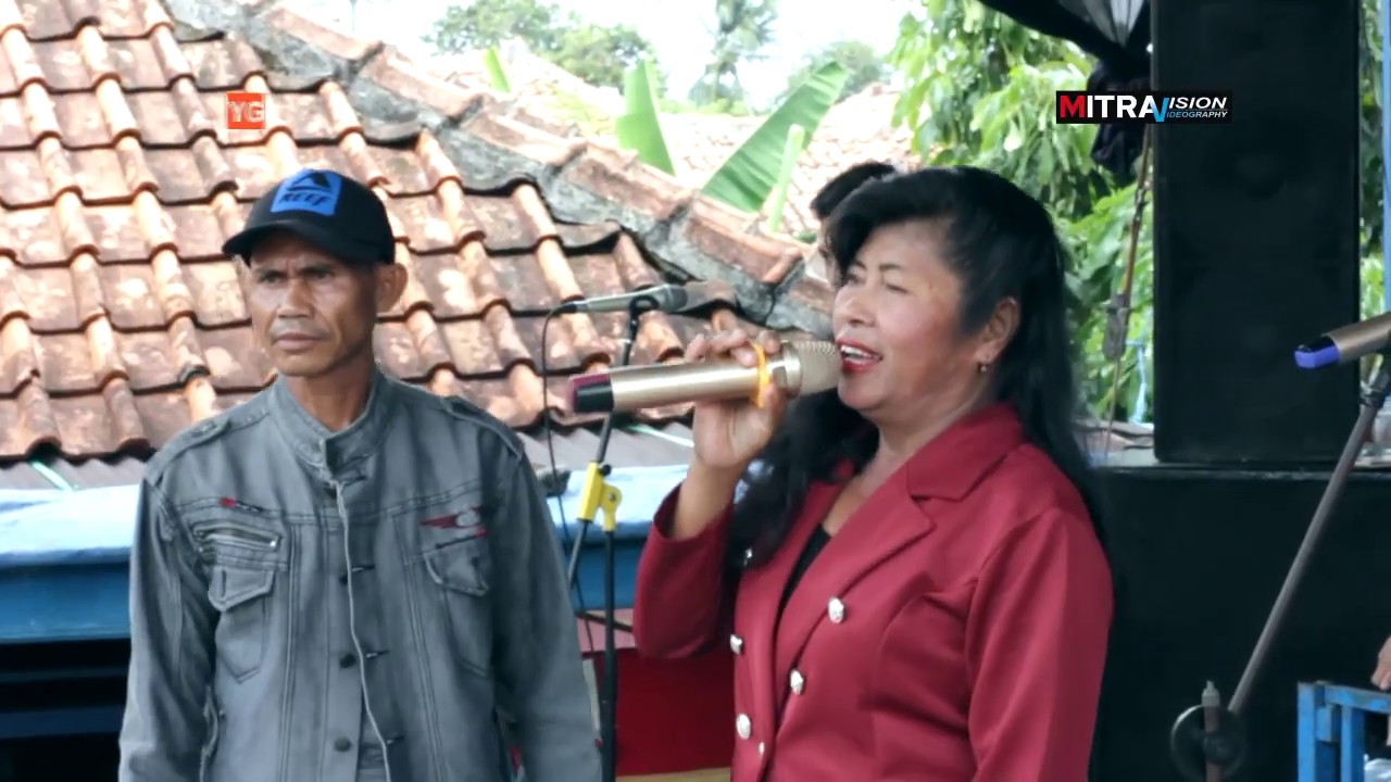 Di Tanjung Baru - Mamah Esih S. 