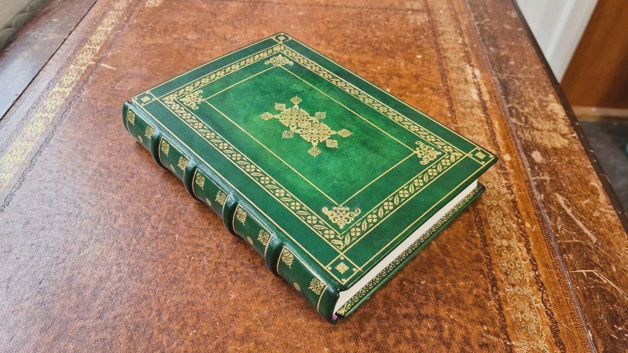 (Bookbinding) VINTAGE GREEN LEATHER BOOK