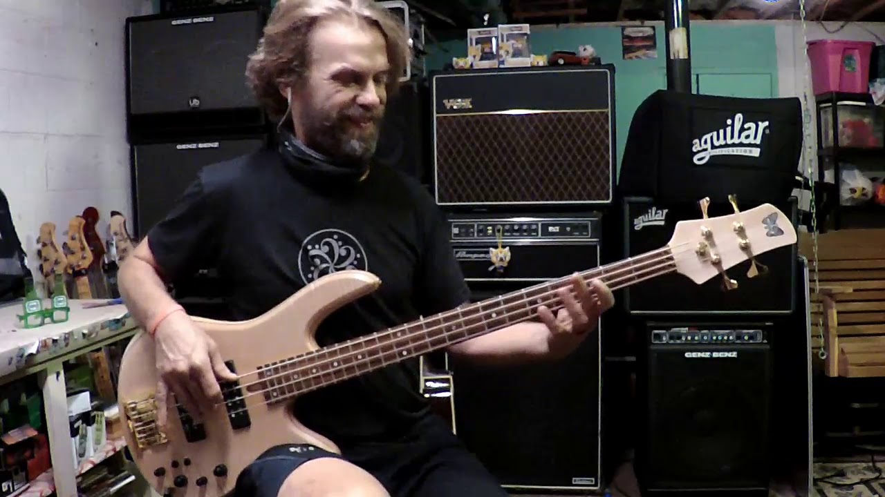 Stomp - The Brothers Johnson (Louis Johnson) bass cover