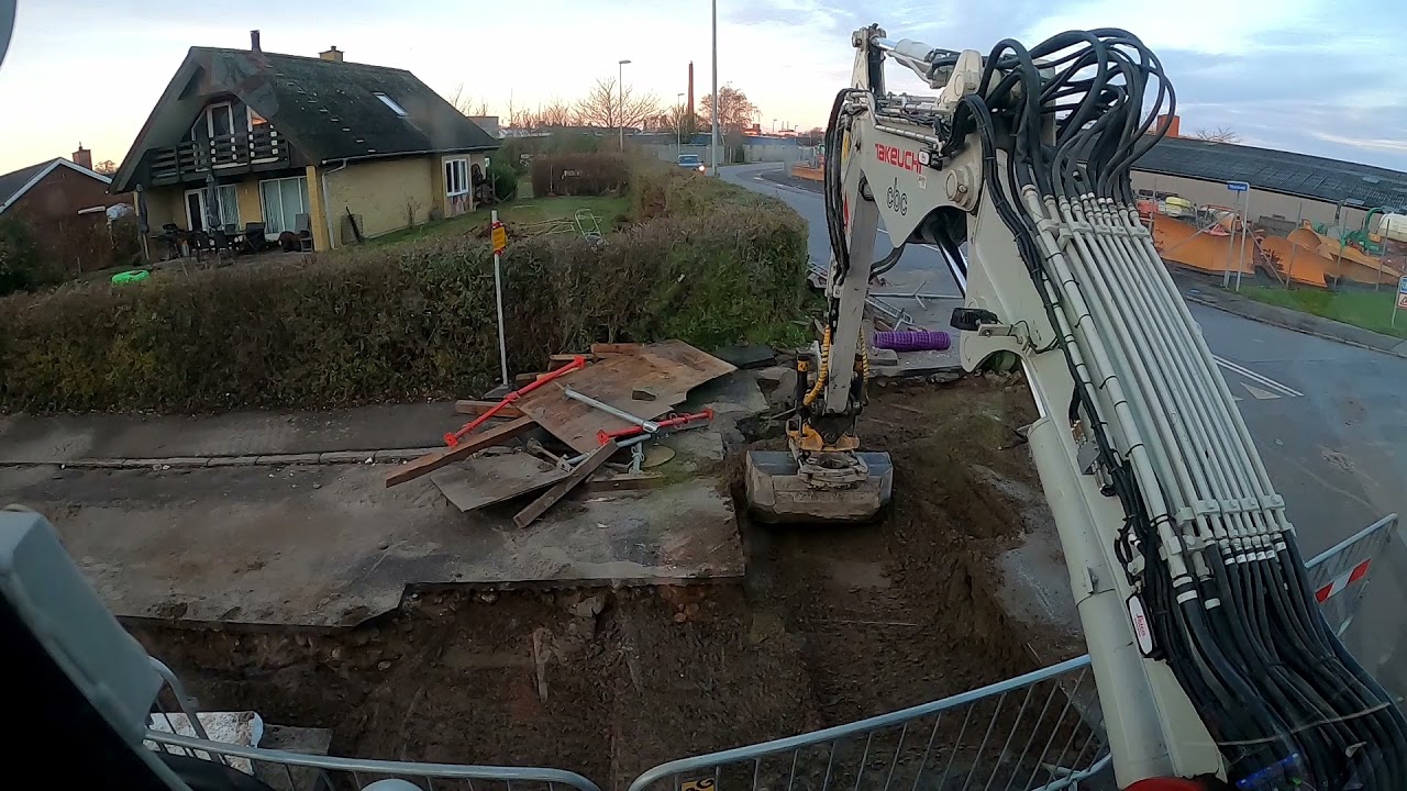 takeuchi tb295-w engcon rotortilt back fill 2
