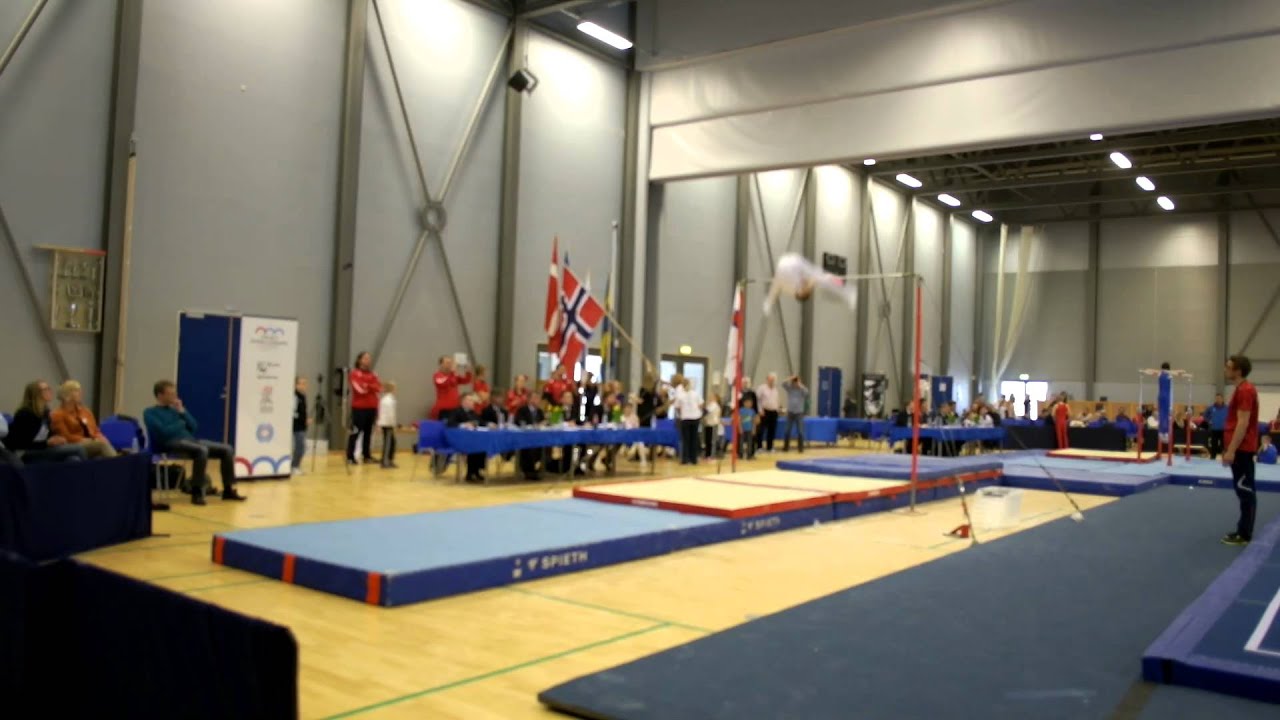 High Bar - Mads Skotner U14 2012