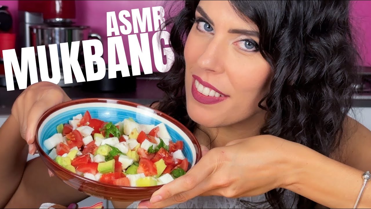ASMR 🥑 INSALATA FRESCHISSIMA per l'ESTATE • MUKBANG (Eating Sounds)