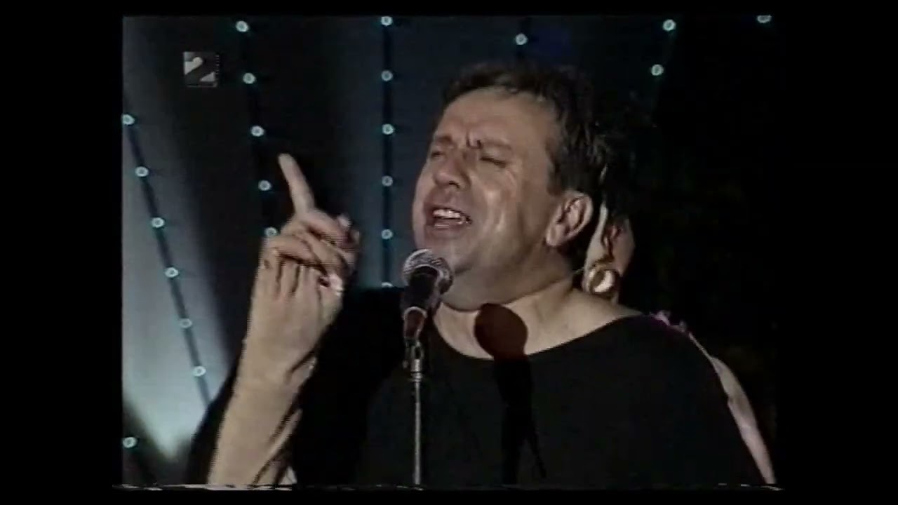 MUCALO - GLAVA PLAVA   MHJ 2000.