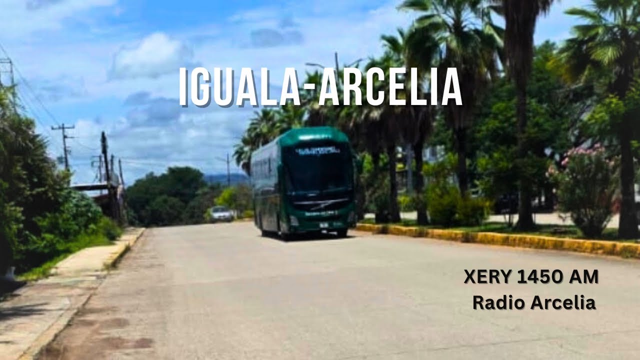 Escuchando los saludos en XERY 1450 AM | Camino Iguala–Arcelia, Guerrero