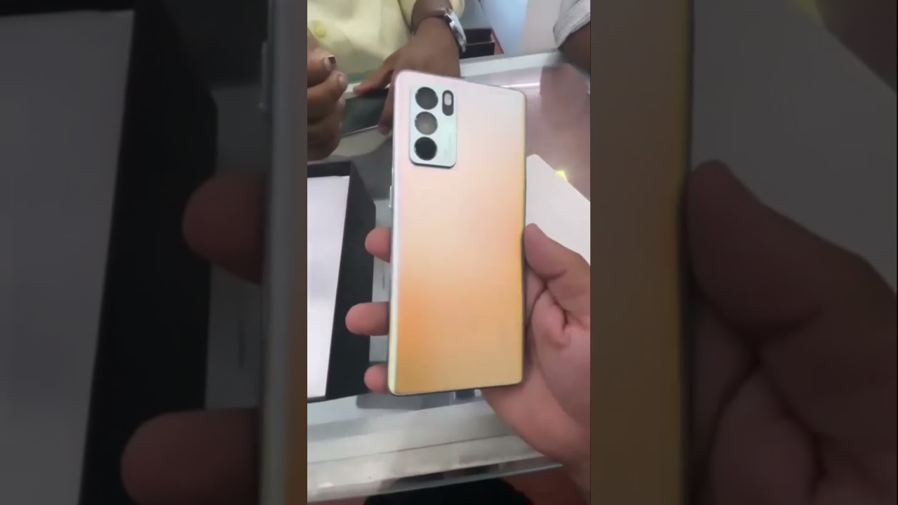 Oppo Reno6 Pro 5G Unboxing & Quick Look