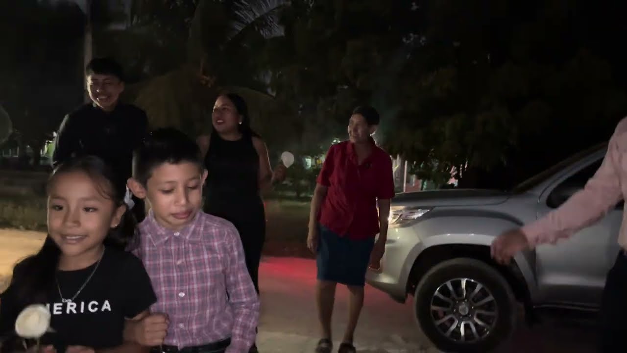 🚨Increíble! Mi tía Elida no se esperaba que yo la llevaría en el CARO nuevo de mi papá a su casa.