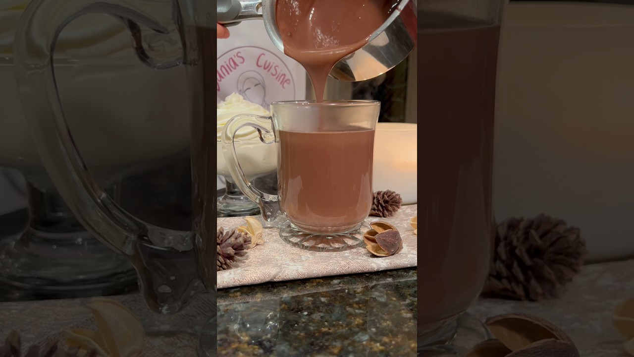 Homemade hot chocolate, thick Italian style ☕️🍫 #hotchocolate #recipe #easyrecipe #food #chocolate