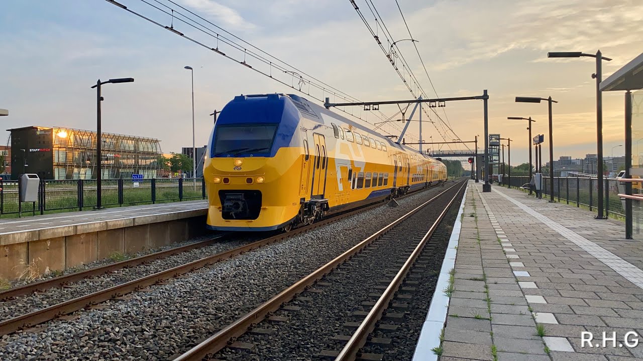 De VIRMm 2/3  9504 op Haarlem Spaarnwoude