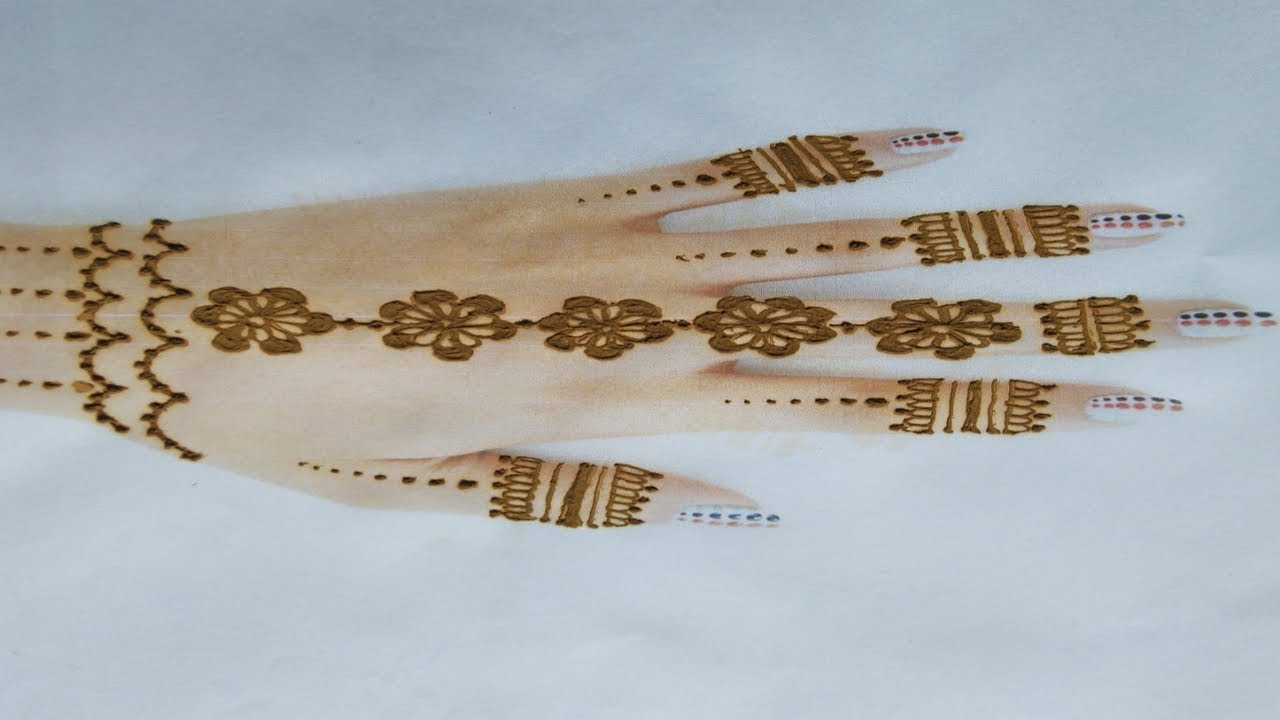 karva chauth mehndi design 2020//easy and simple mehndi for back hand 🙂