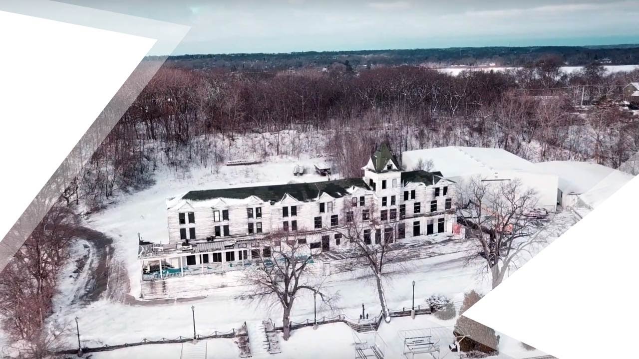 Mineola Hotel [Documentary]