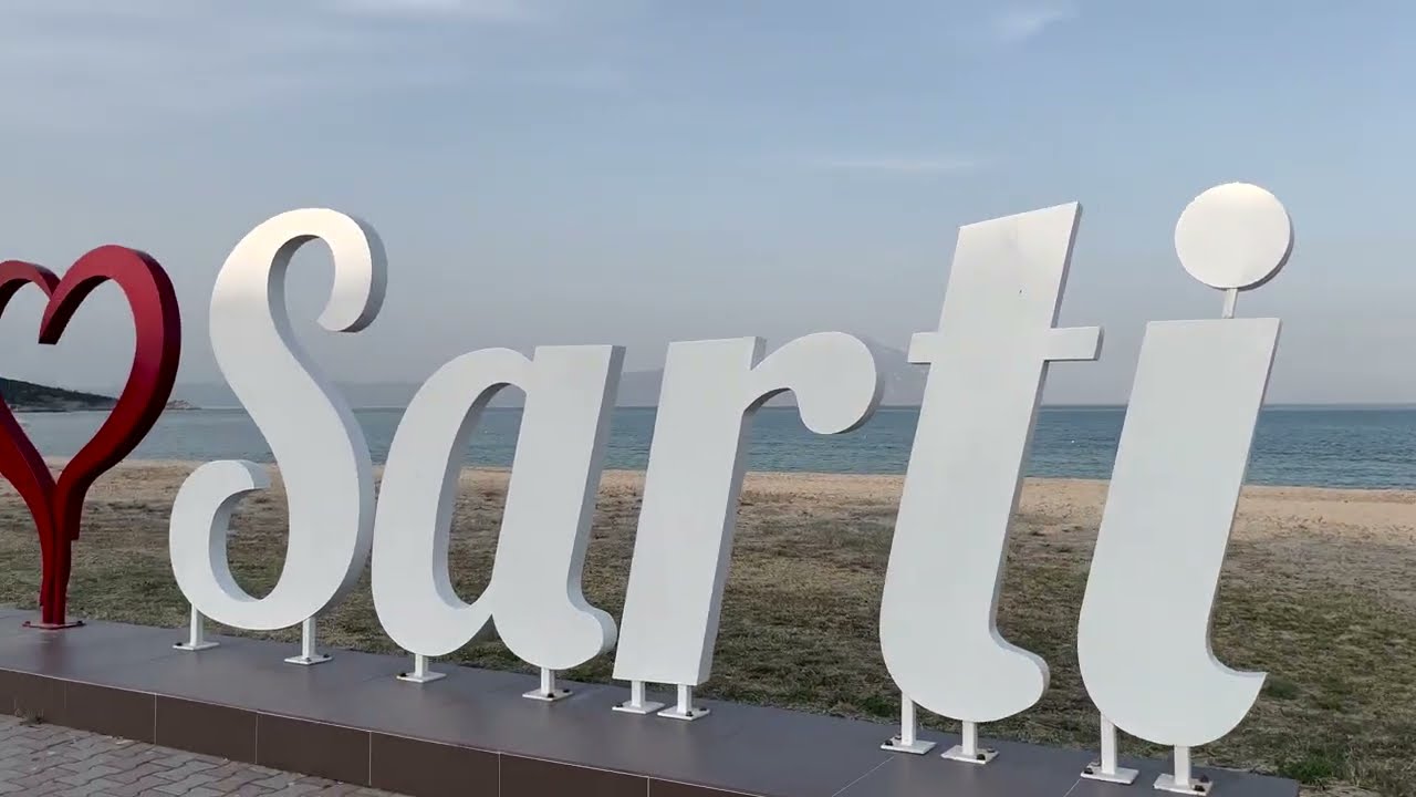 SARTI NIGHT WALKING TOUR 4K | GREECE HALKIDIKI 2025 | НОЌНА ПРОШЕТКА НИЗ САРТИ #sarti #greece
