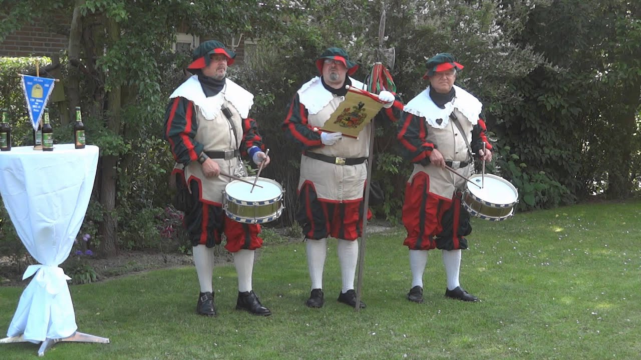 Peiner Freischiessen - Die Trommelboes geben bekannt ... (HD)