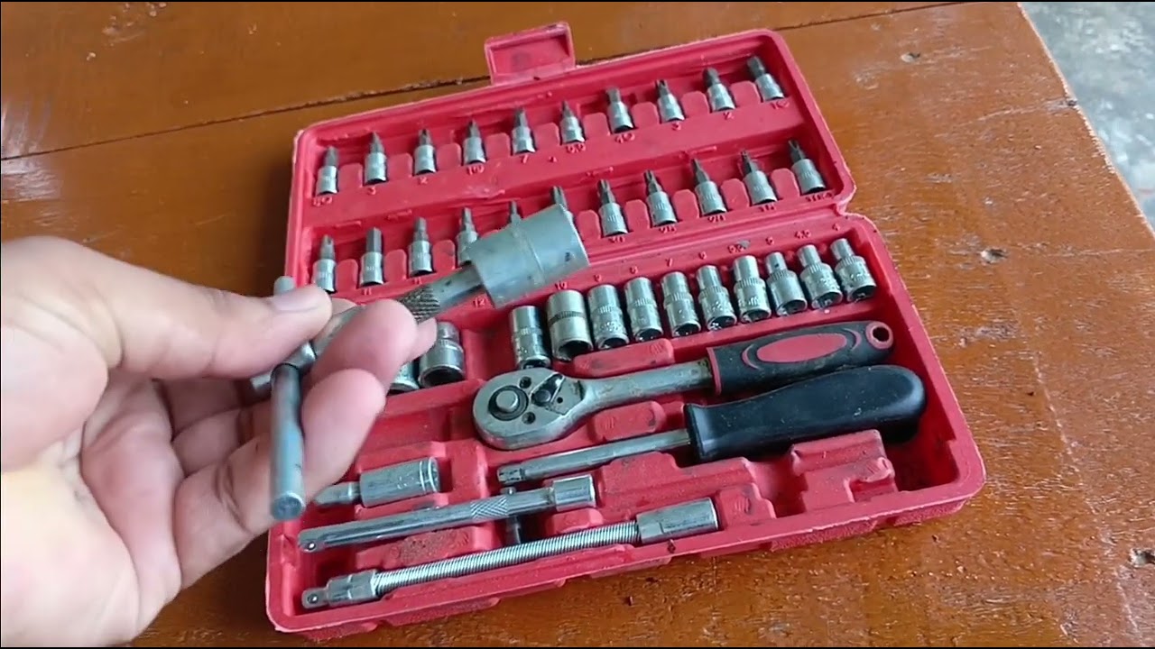 Barish se bhigane se bache #vlogsll meet our  mini toolkit 🙏😢