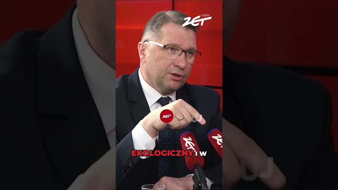 CZARNEK o OZE-SROZE: &bdquo;ZDEMONTUJE panele z mojego dachu. Fotowoltaika jest nieopłacalna&rdquo;