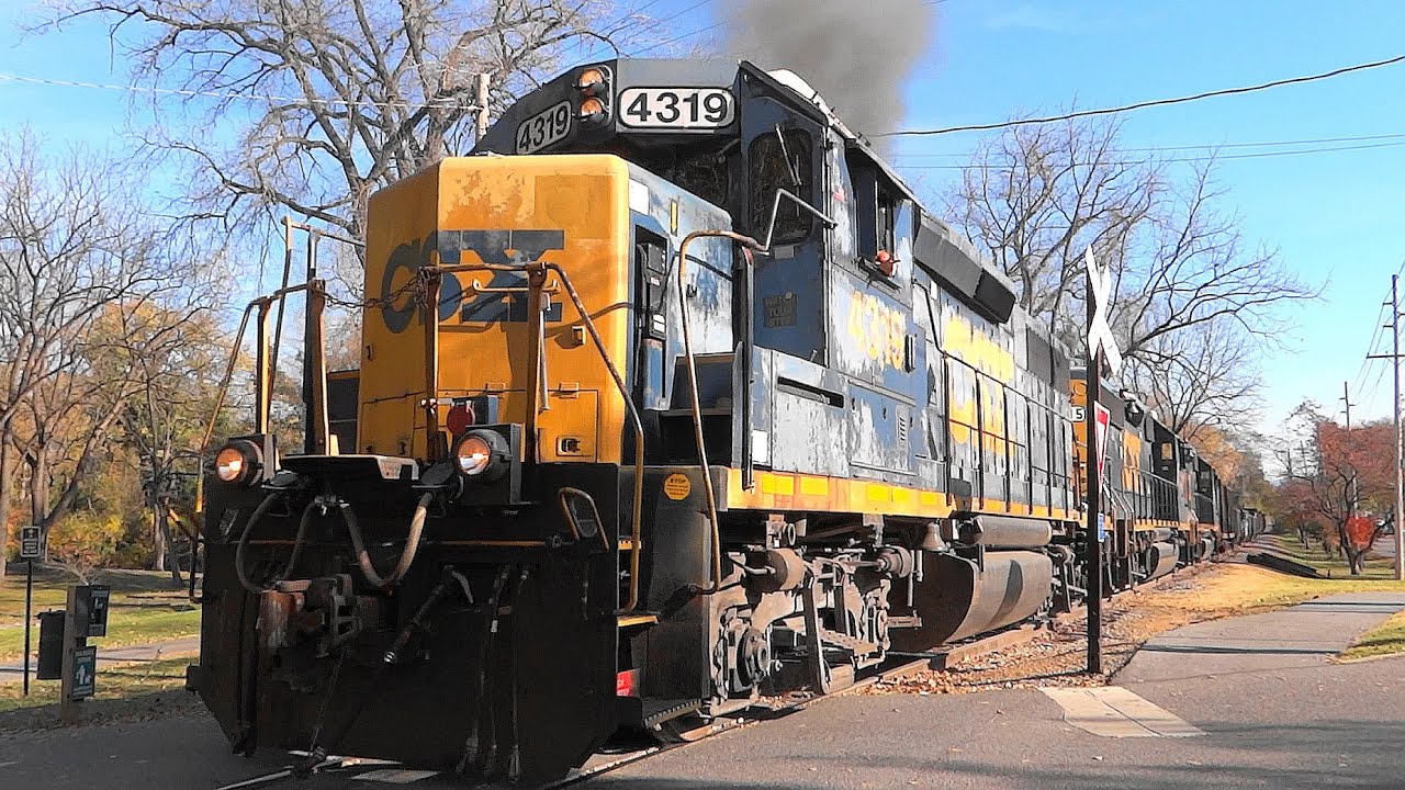 Rare EMD GP39-2 Leading CSX Freight Train