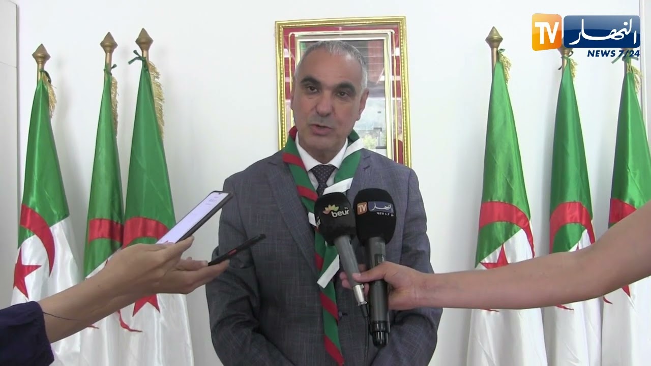 البليدة : الكشافة الإسلامية الجزائرية تعرض لباسها الجديد بالمركب العسكري