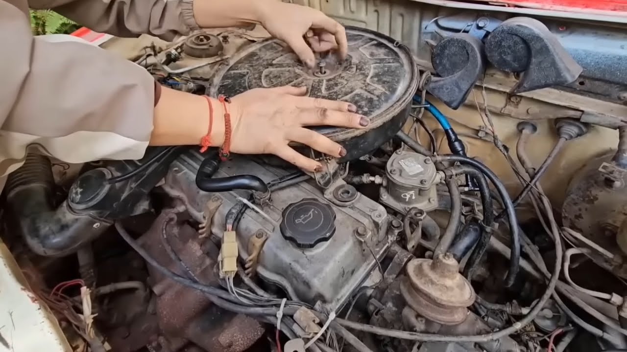 Genius Girl Challenge: Repair and change the paint color of a 4-seat Hyundai (County) car