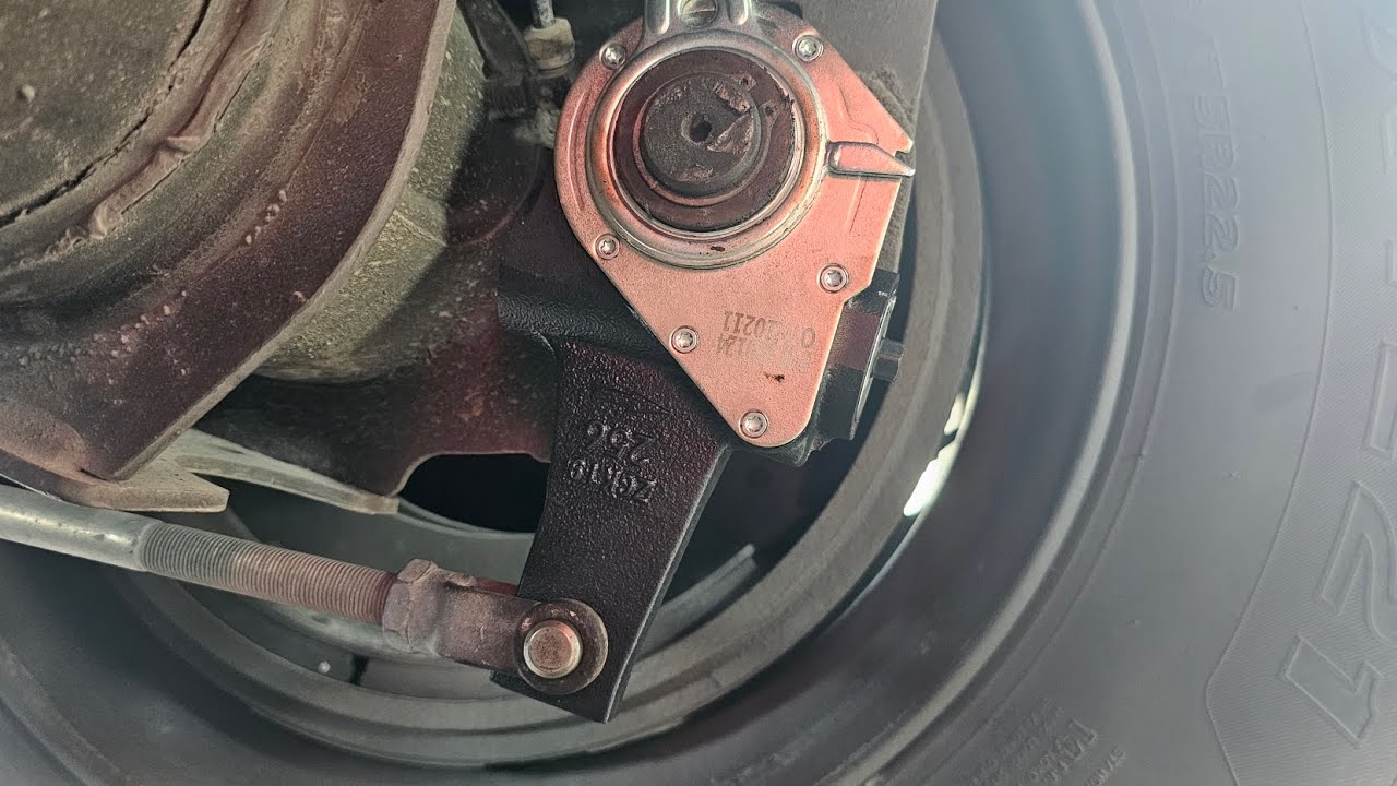 how to tell if a slack adjuster is bad