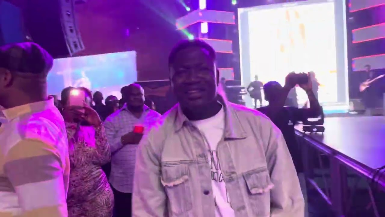 2Baba legendary appearance in Abuja