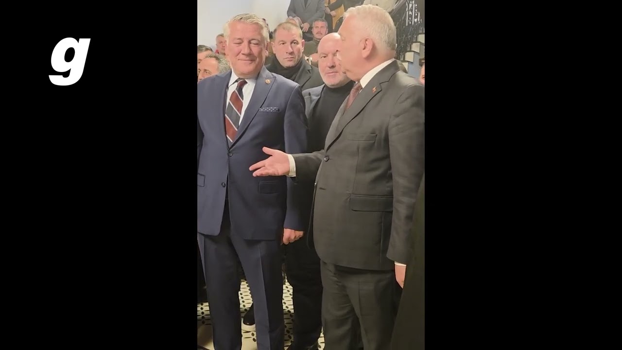 Vali Aziz Yıldırım'a Trabzon'da veda programı d&uuml;zenlendi