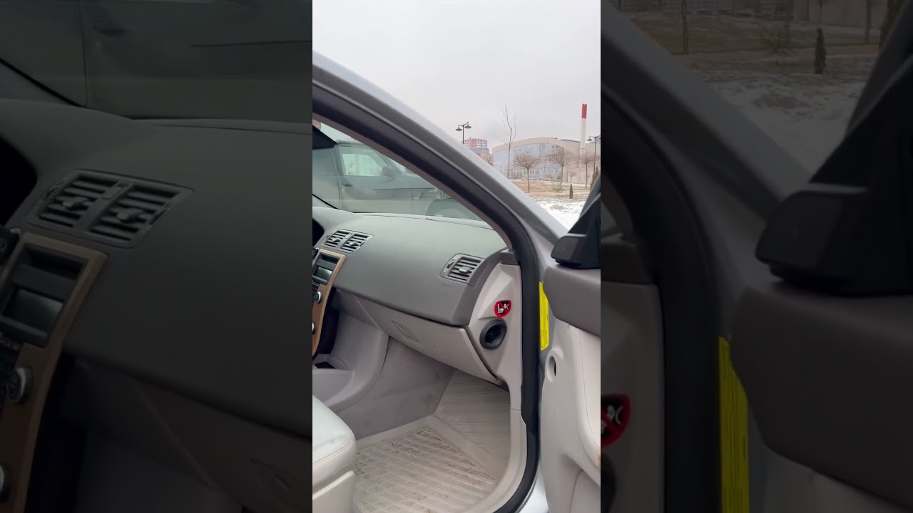 Обзор Volvo S40