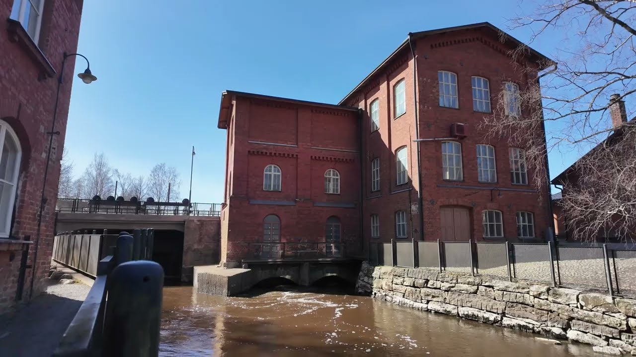 Walking in Forssa. April 2025