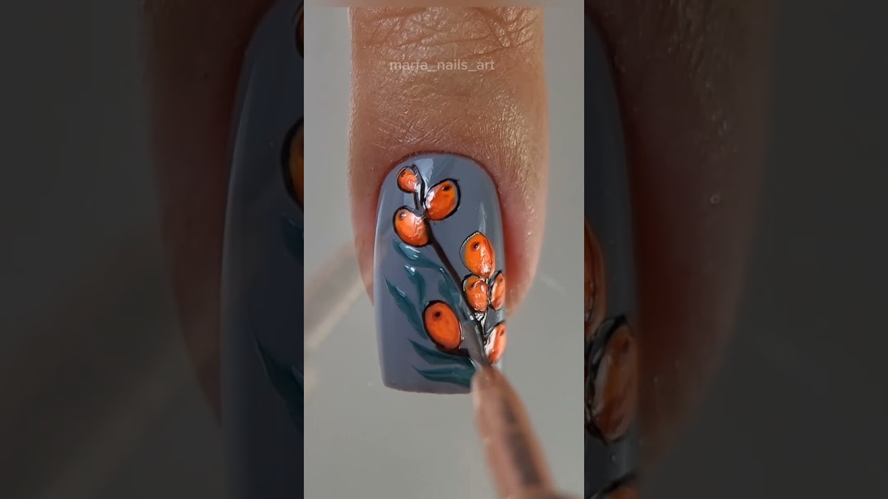 Autumn nail design idea 2024  