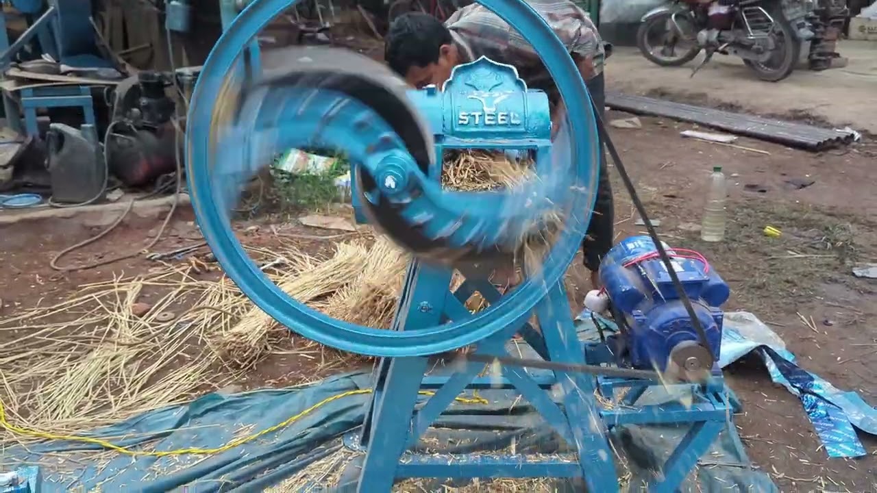 আসসালামু আলাইকুম । প্রিয় খামারি যাদের( এলোমেলো খর, আঁটি খর, ঘাস)  ০১৭৯৩০০৫০৮৪