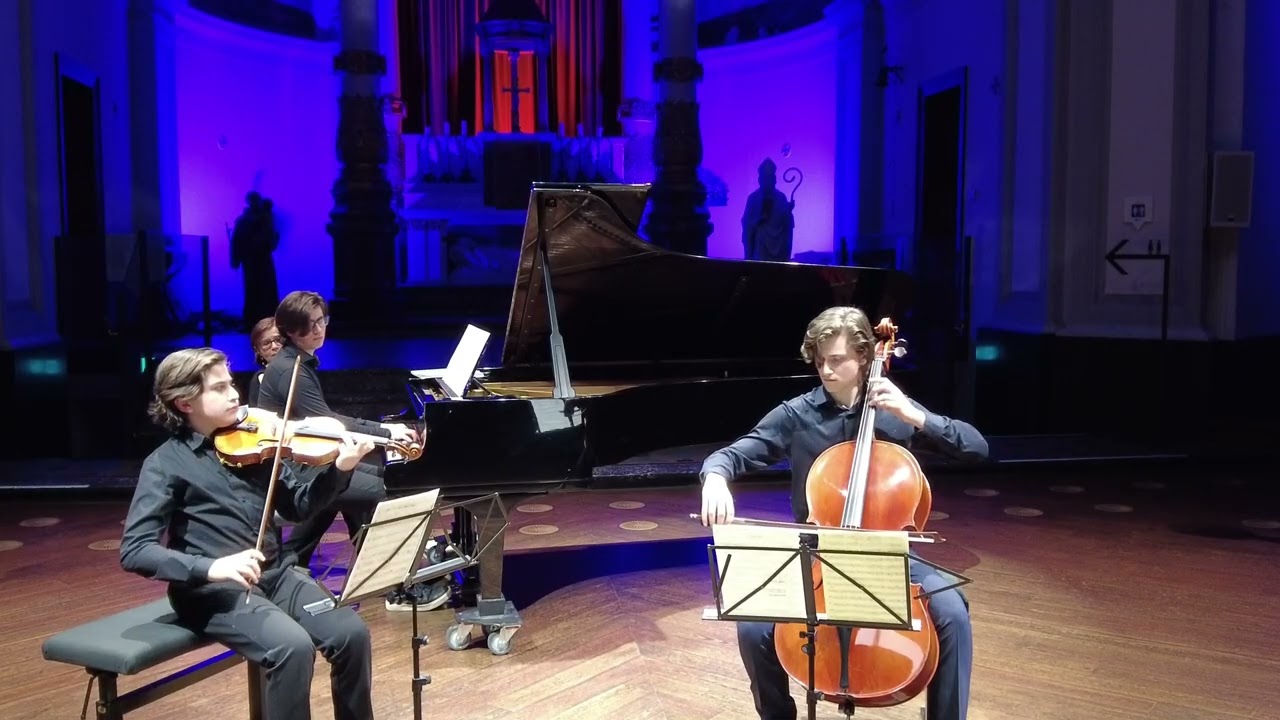 A.P. Piazolla - Oblivion & Libertango - Adam (17), Christian (15), Emanuel (11) 2026 #akopiantrio