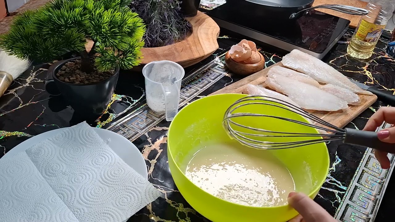 Паниран хек филе с орли смес