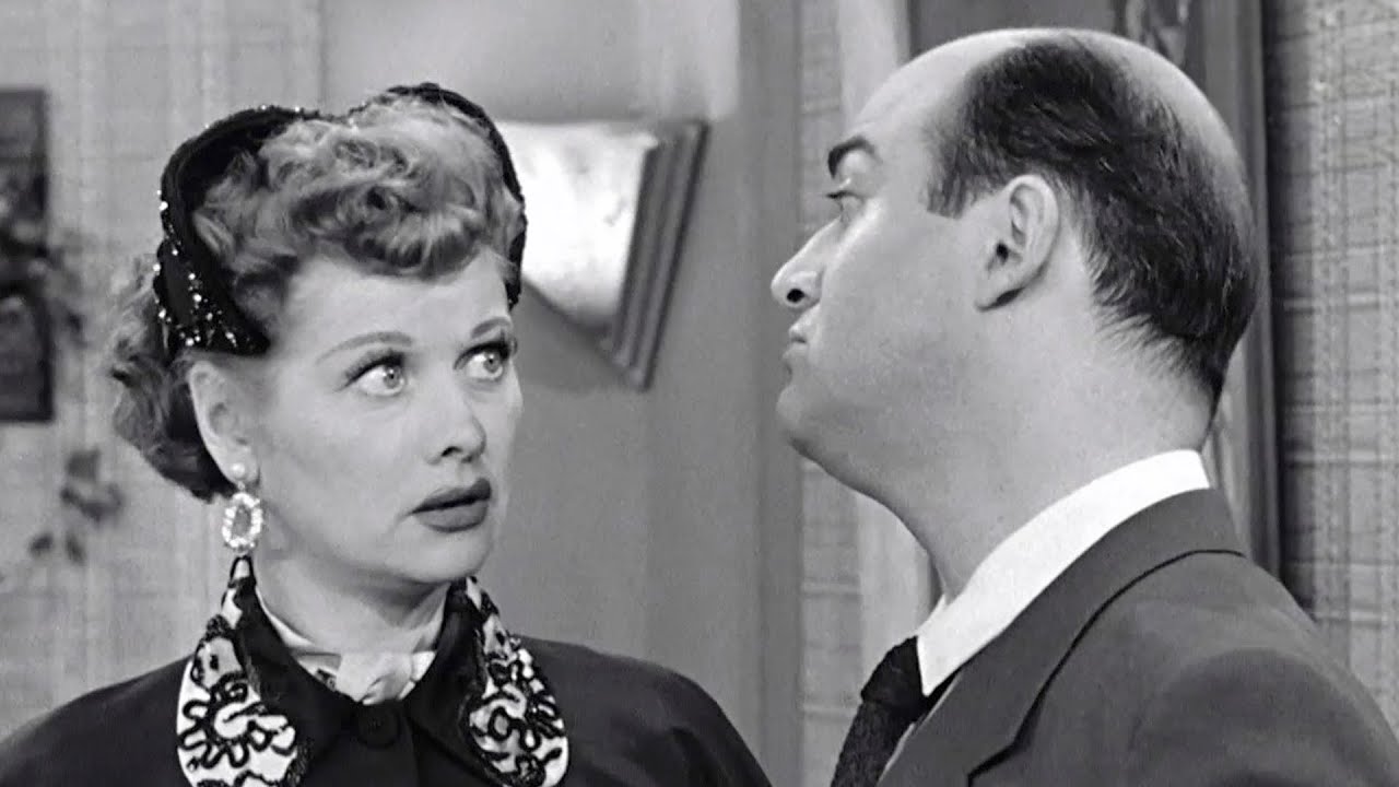 Lucy and Ethel Get Stuck with the Dinner Check!
