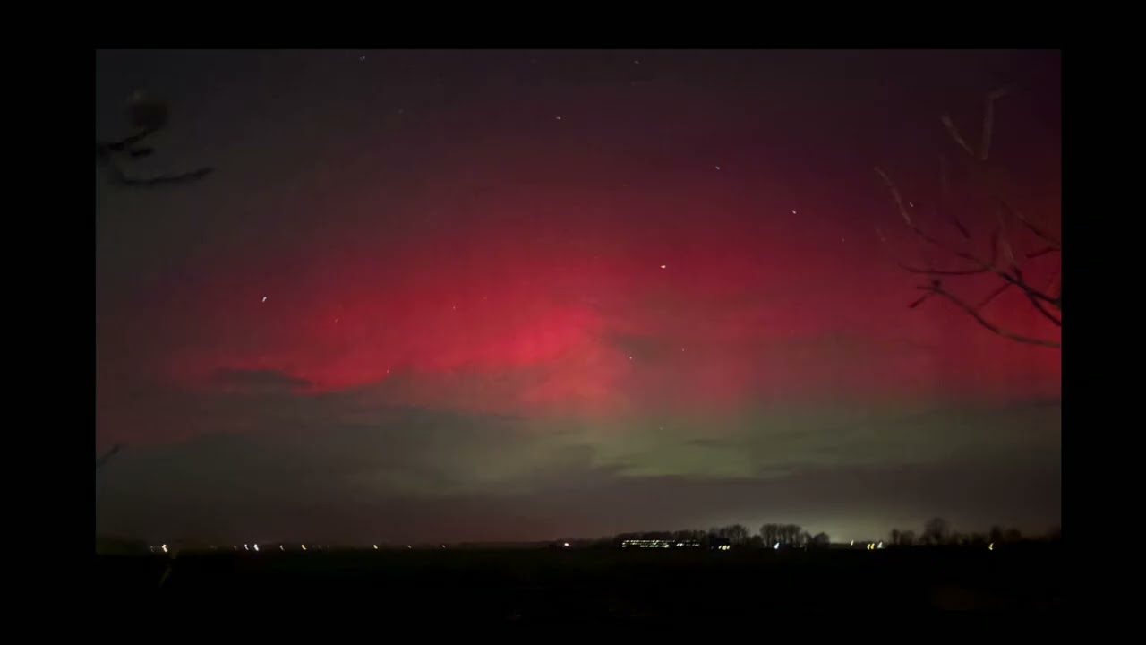 Red northern lights over quiet horizon, Calm Night Sky | T.V. Wallpaper #wallpaper #background 