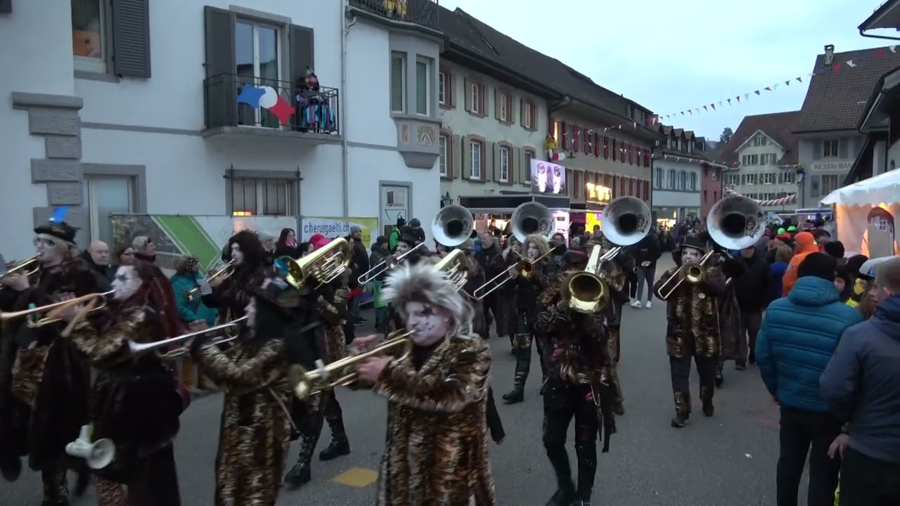 Gugg&auml; Rugger Buus - Cherus G&auml;lti Parade 15.03.2025