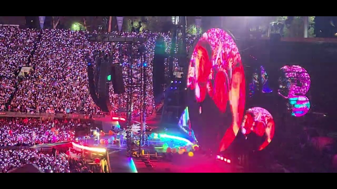 Coldplay - Music of the Spheres at Rose Bowl Pasadena Ca, 10/01/2023