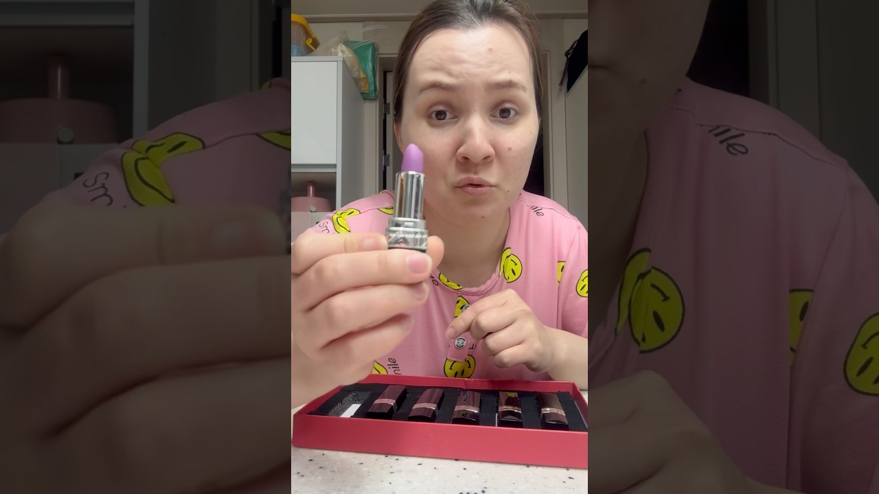 Pomada Mukbang 💄💄💄 instagram: _nara_r_