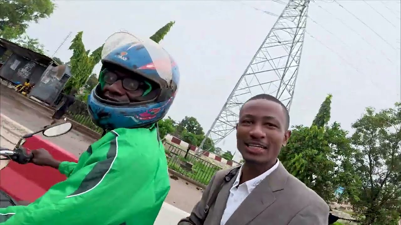 Conakry dans une journée dominicale de Bentouraya vers Kaloum