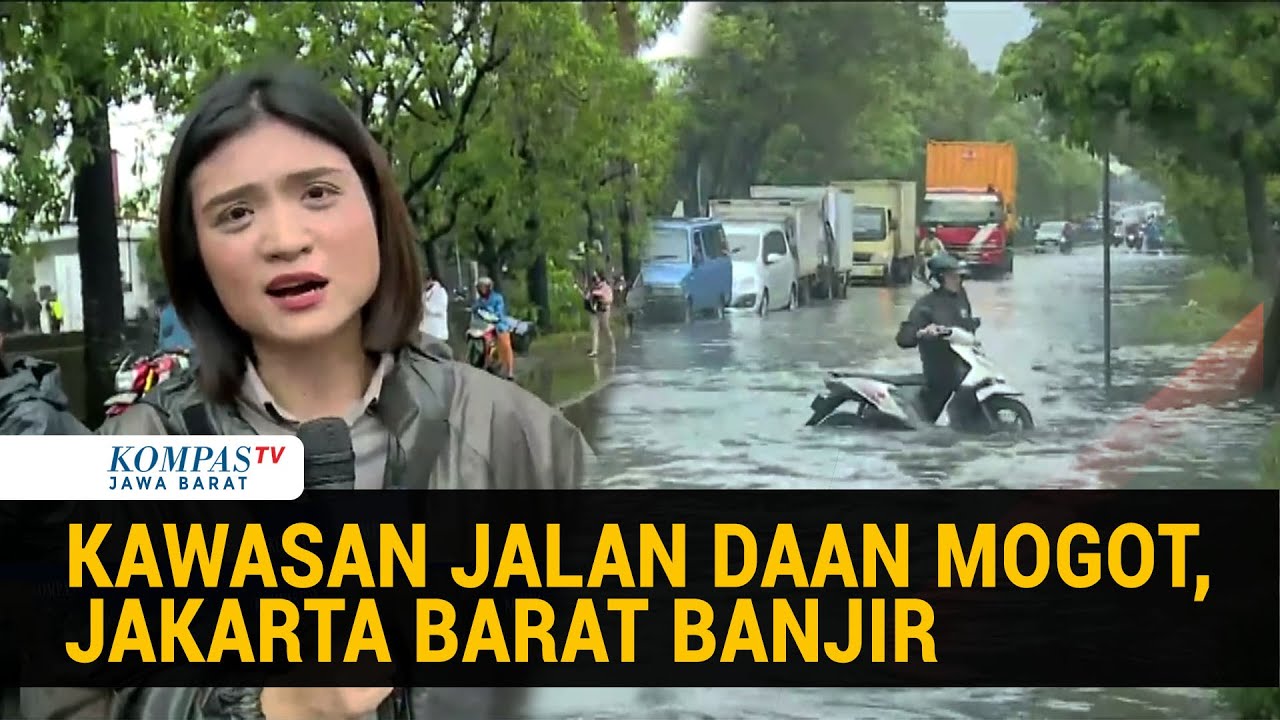 Penampakan Banjir Jalan Daan Mogot Bikin Kendaraan Antre