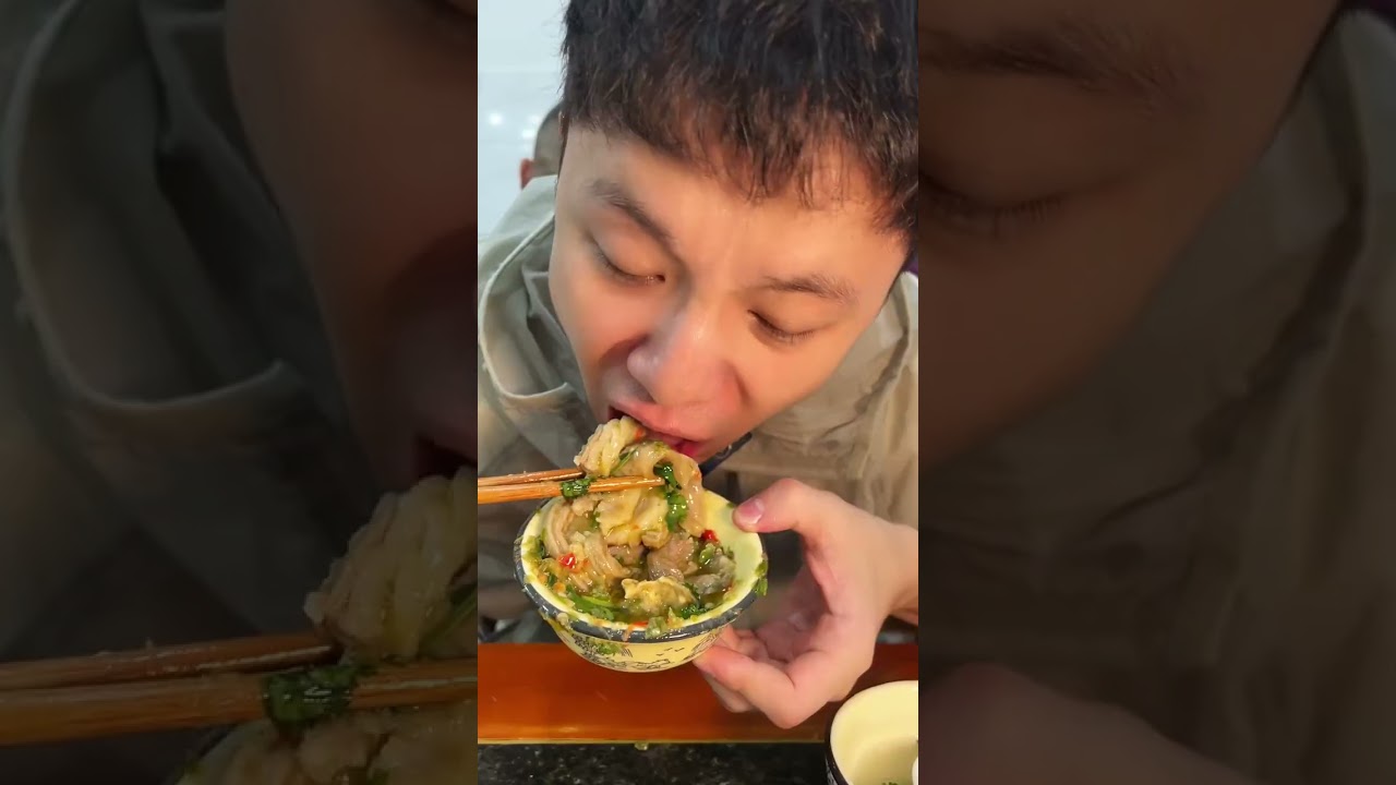 重庆街头羊肉汤锅，一年只开5个月！ #抖音心动餐厅榜 #国庆吃喝玩乐节 #人间烟火 #羊肉汤锅 #这一口为国庆假期画上句号 @抖音小助手 @DOU+小助手