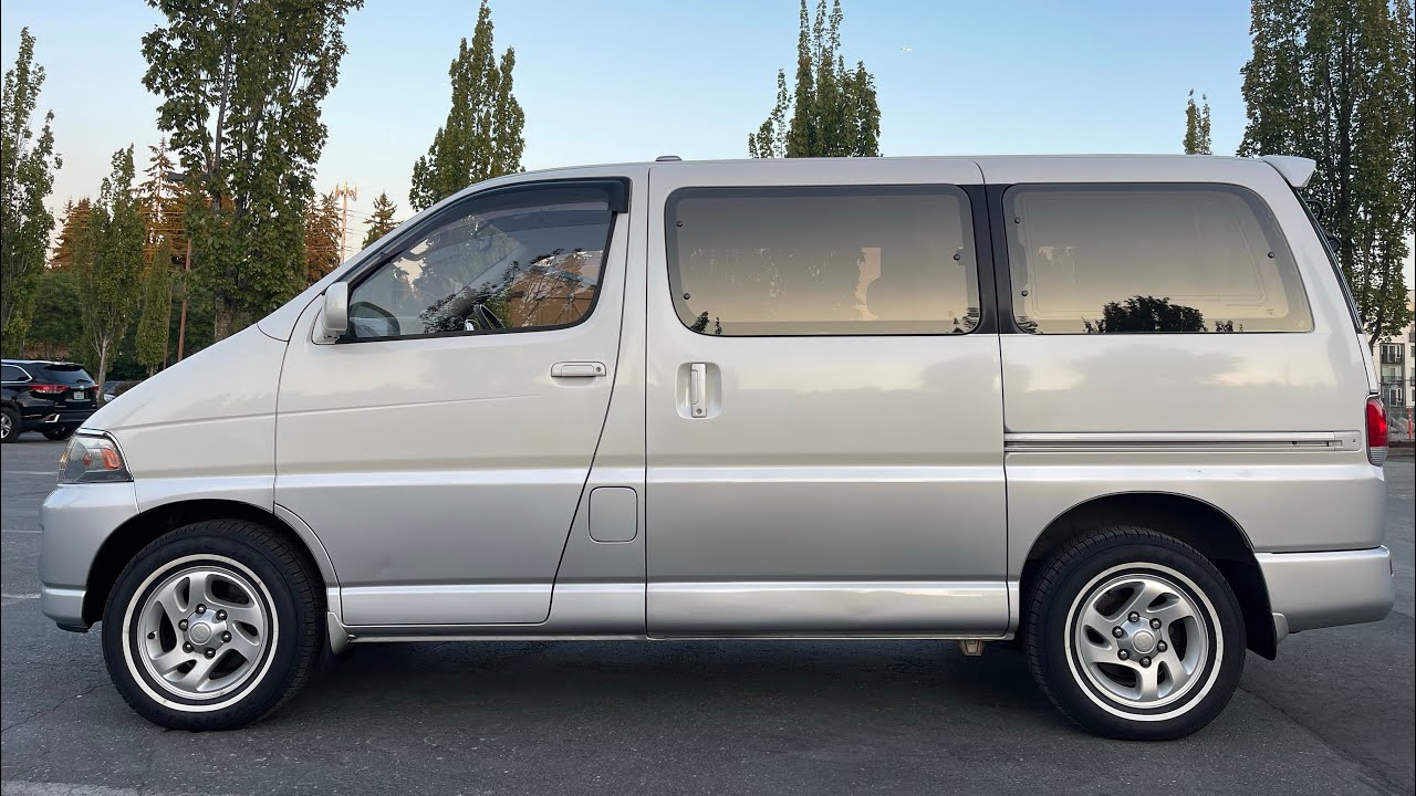 1997 TOYOTA HIACE REGIUS 4WD FULL TIME TURBO DIESEL 3.0L 1KZTE RHD - JDM  89,400MI