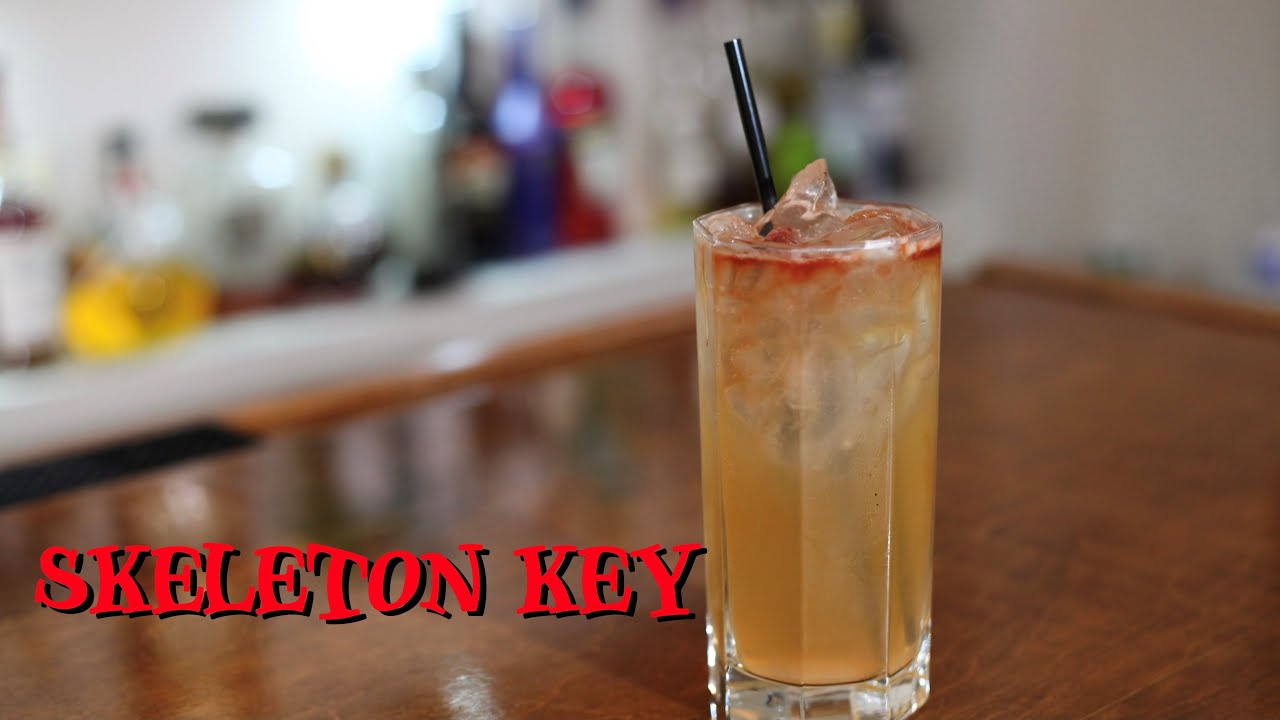Skeleton Key, a perfect cocktail to open the magic of Halloween.