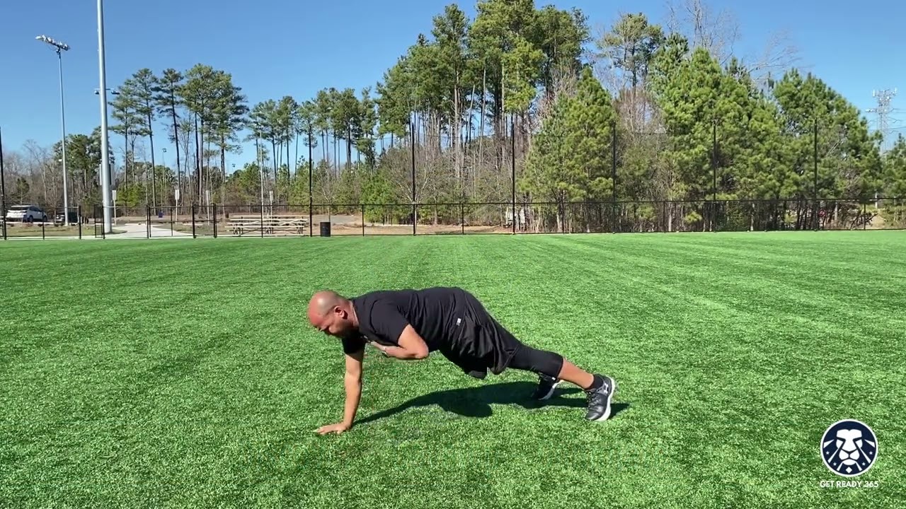Get Ready 365: Plank with Chest Taps