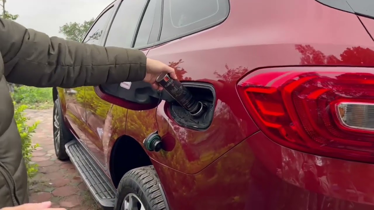 Sử dụng vệ sinh kim phun dầu diesel Senfineco 9985